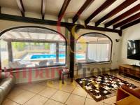 Sale - Villa - Jalon Valley - Campo