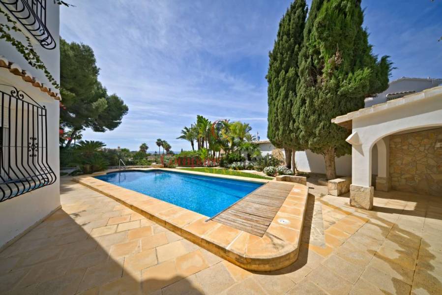 Sale - Villa - Moraira