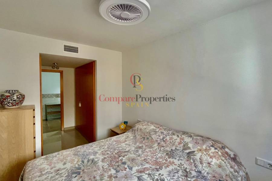Sale - Apartment - Jalon Valley - Ciudad