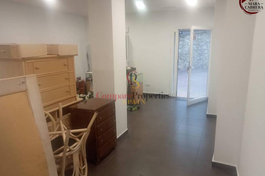 Sale - Apartment - Ador - 