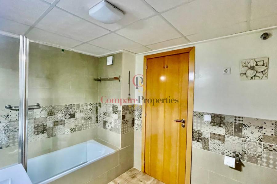 Sale - Apartment - Jalon Valley - Ciudad