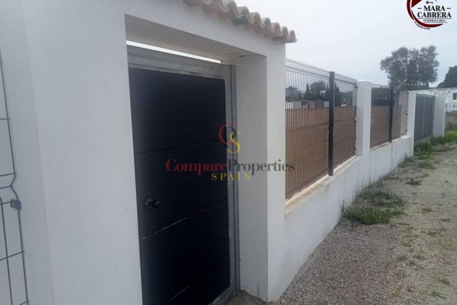 Sale - Apartment - Oliva - 