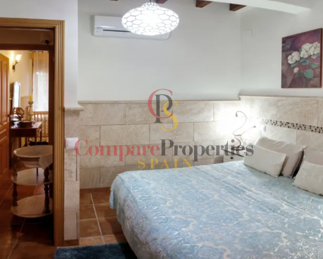 Verkauf - Villa - Jalon Valley - Jalon