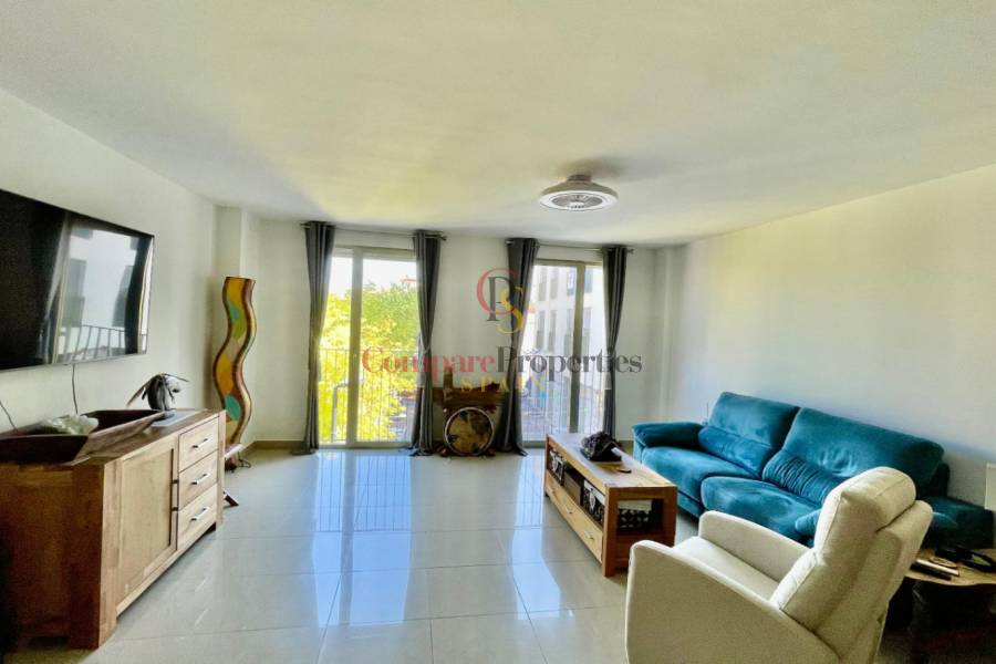Sale - Apartment - Jalon Valley - Ciudad