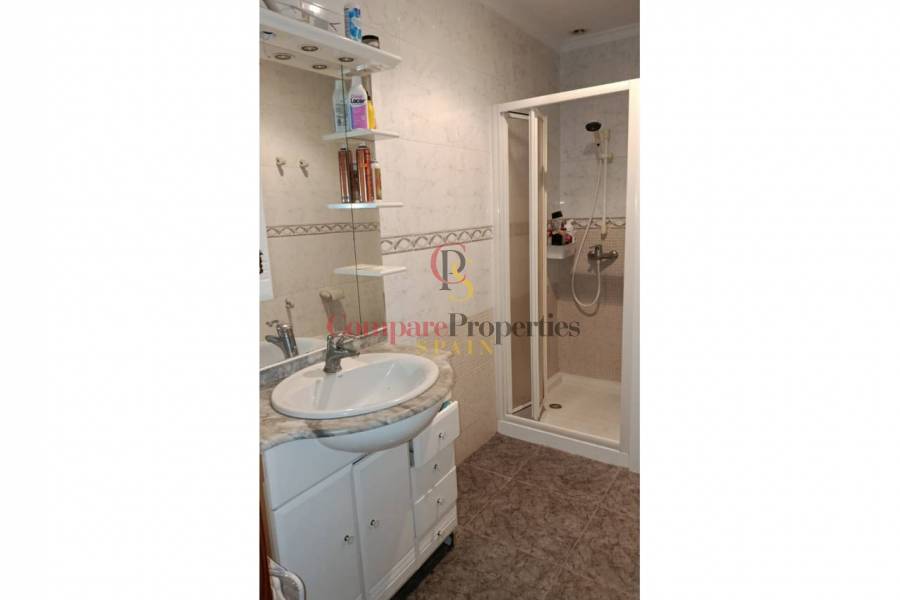 Sale - Apartment - Oliva - 