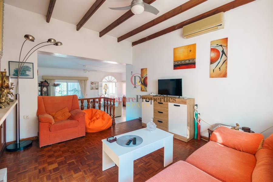 Venta - Villa - Albir