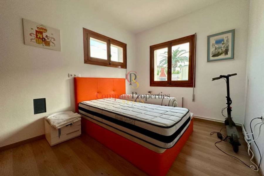 Sale - Villa - Oltamar