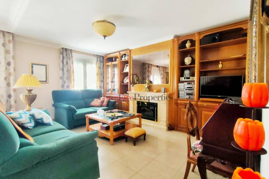 Sale - Townhouses - Dénia - Centro ciudad