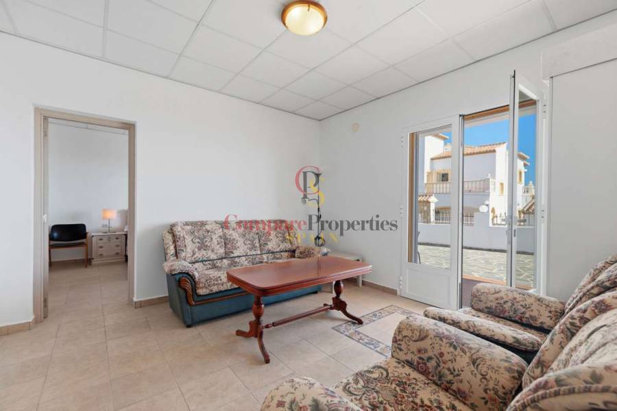 Sale - Villa - Oltamar