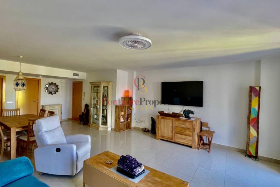 Sale - Apartment - Jalon Valley - Ciudad