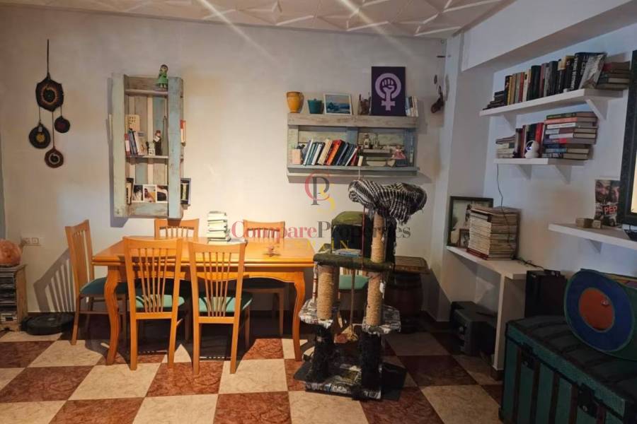 Sale - Apartment - Ador - 