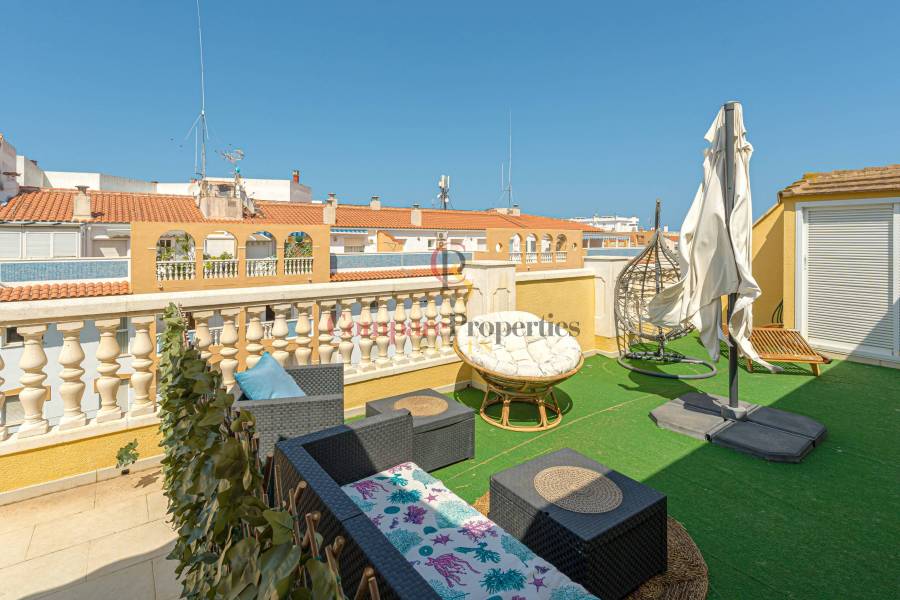 Sale - Apartment - Dénia - 