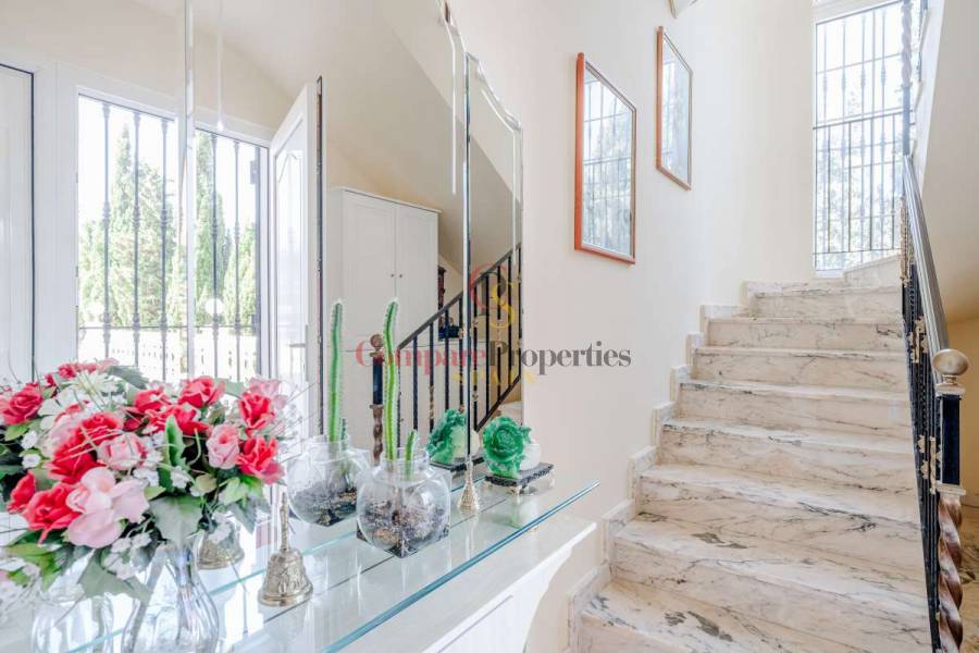 Sale - Villa - Calpe