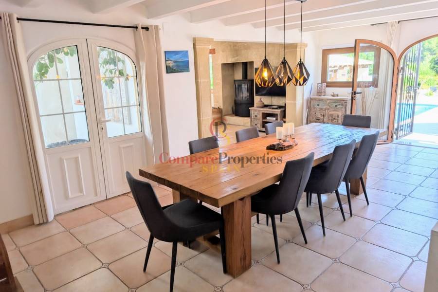 Verkauf - Villa - Jávea - La Lluca