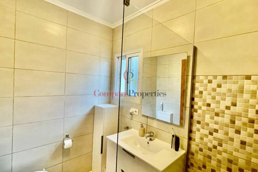 Sale - Villa - Jalon Valley - Valley / Urbanización