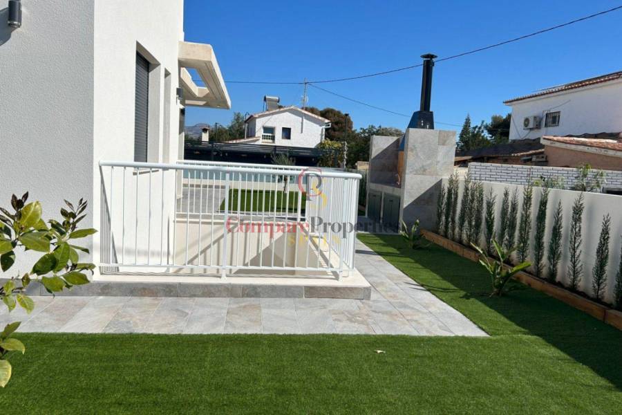 Verkauf - Villa - El Campello - 