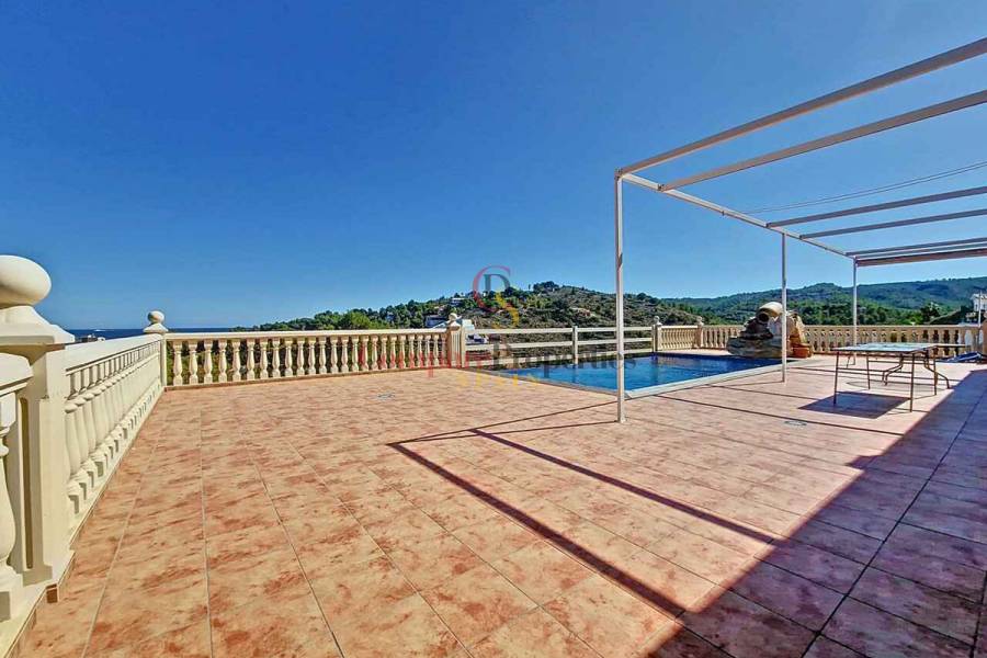 Sale - Villa - Dénia - Montgo