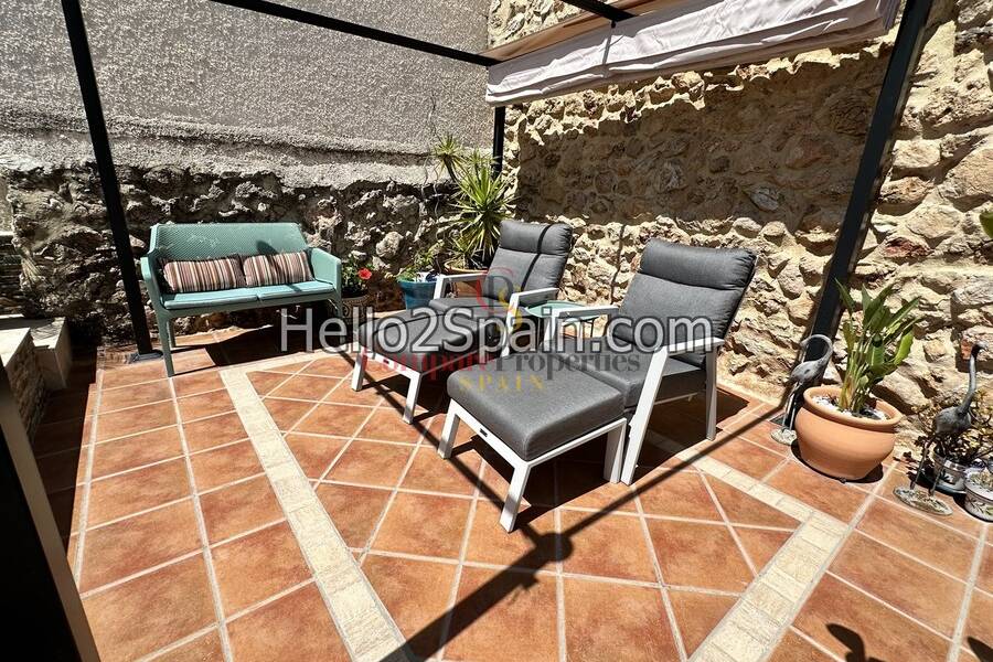 Sale - Townhouses - Forna