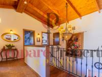 Sale - Villa - La Nucia - Pueblo