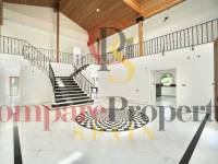 Sale - Villa - Benhavis - El Paraiso Alto