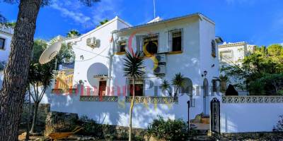 Villa - Verkoop - Moraira - El Portet