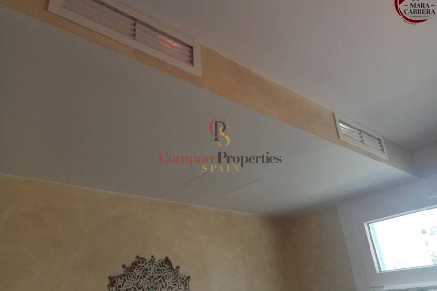 Sale - Villa - Piles - 