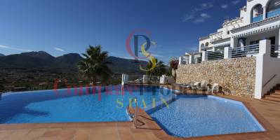 Townhouses - Sale - Jalon Valley - Valley / Urbanización