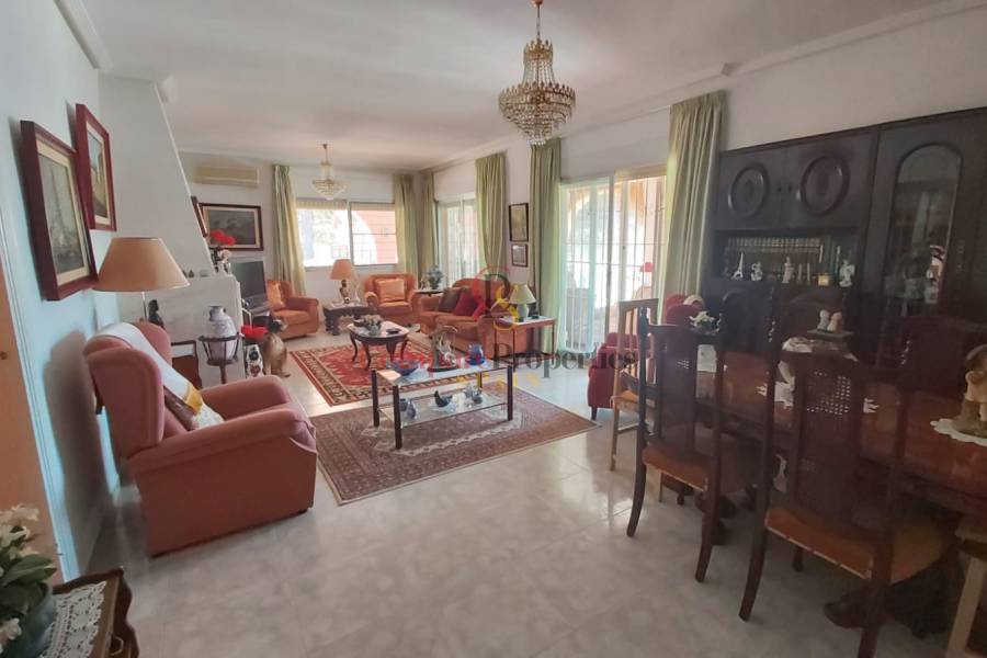 Sale - Villa - La Nucia