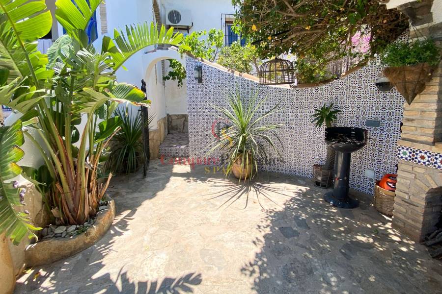 Sale - Villa - Dénia - Montgo