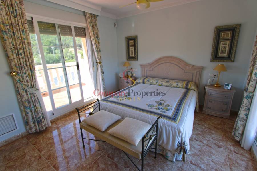 Verkoop - Villa - Orba Valley - Orba