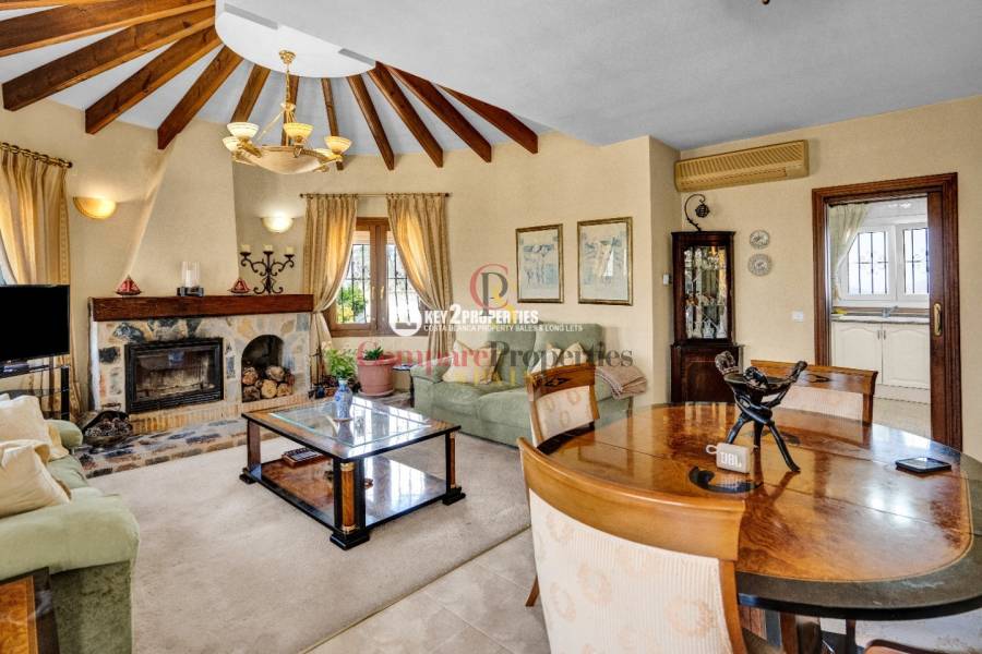 Sale - Villa - Orba