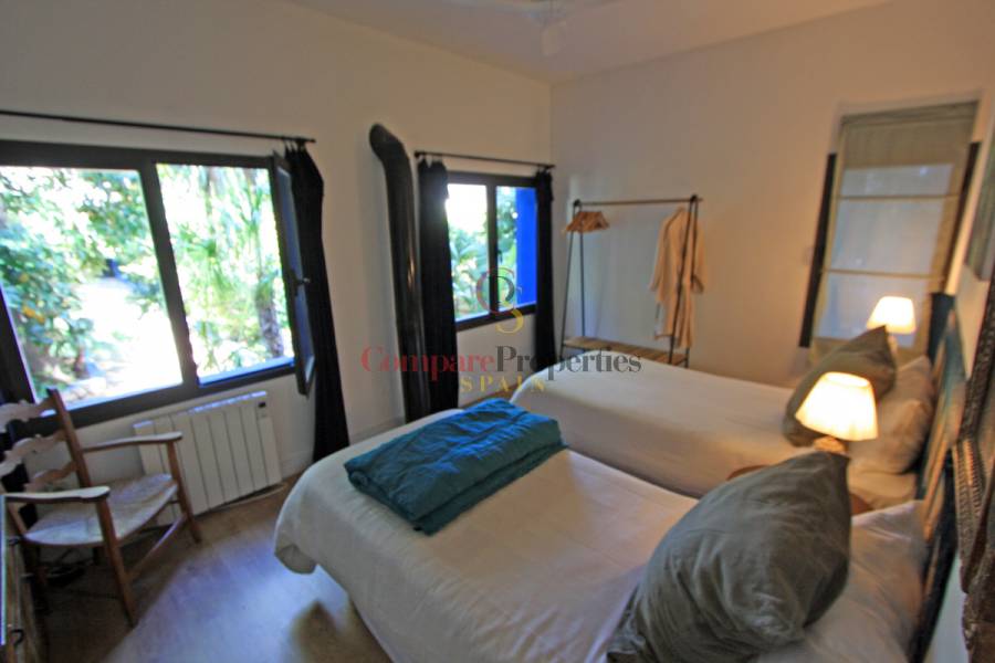 Sale - Villa - Orba Valley - Casco urbano