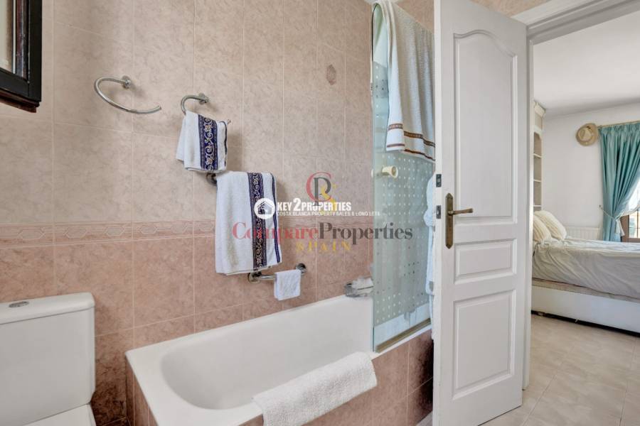 Sale - Villa - Orba