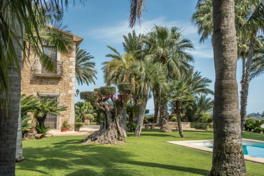 Sale - Villa - Dénia - La Jara