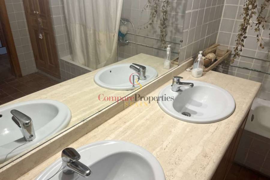 Verkoop - Villa - Orba Valley - Orba