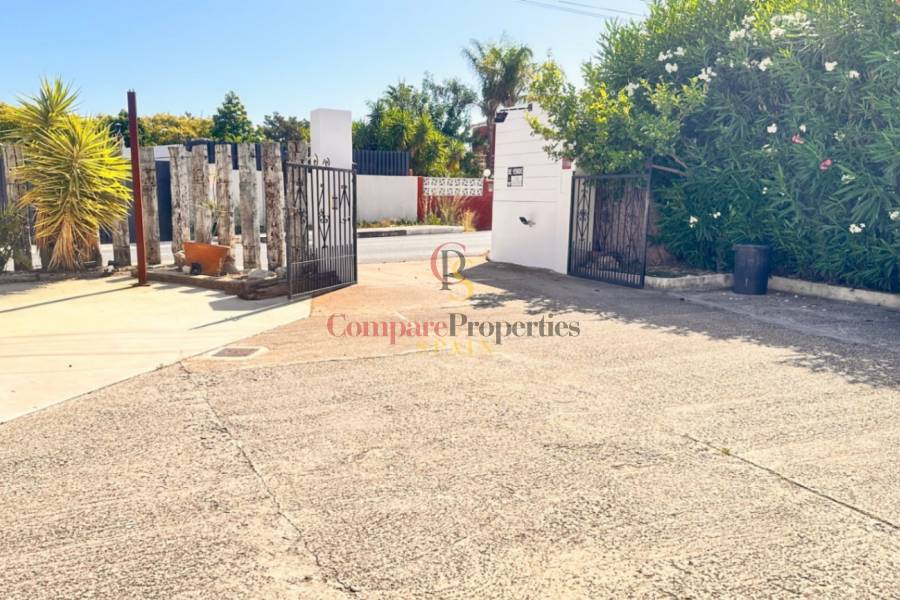 Sale - Villa - Dénia - Las Rotas