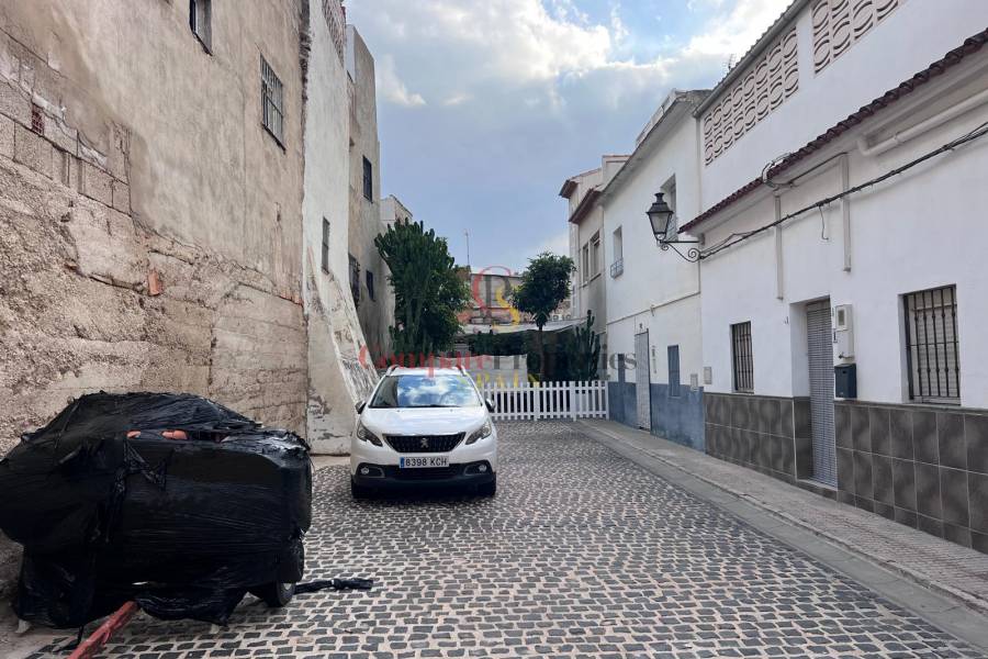 Sale - Townhouses - Oliva - 