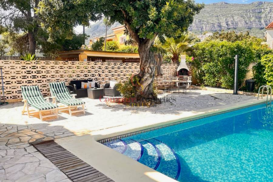Sale - Villa - Dénia - Las Rotas