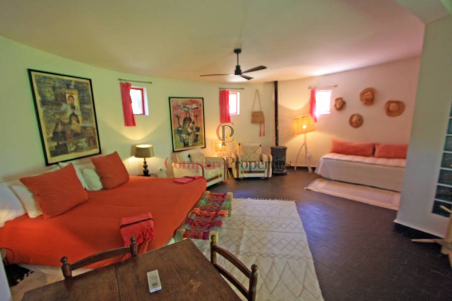 Sale - Villa - Orba Valley - Casco urbano