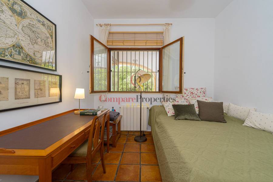 Sale - Villa - Jalon Valley - Campo