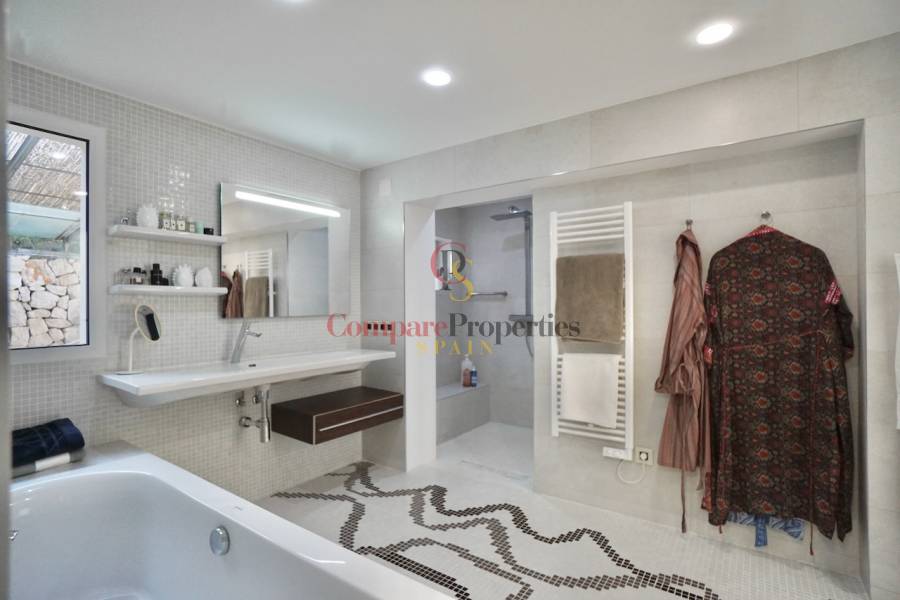 Sale - Villa - Moraira - El Portet