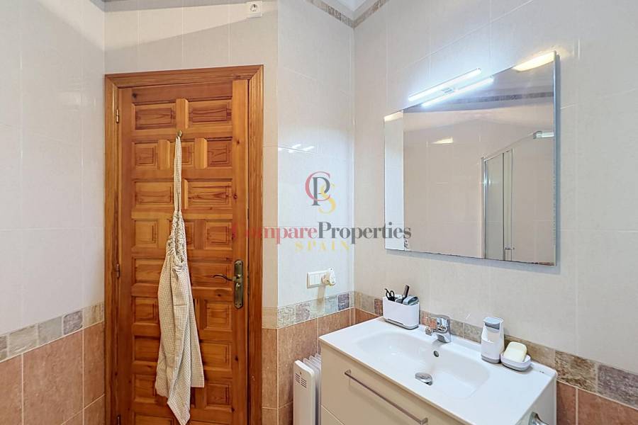 Sale - Villa -  - Kalmias
