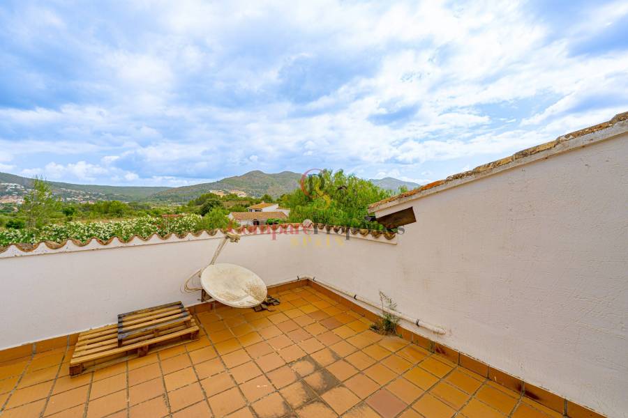 Sale - Villa - Jalon Valley - Campo