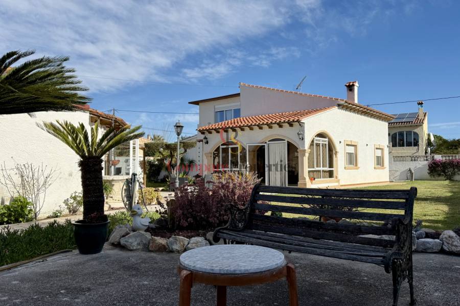 Vente - Villa - Dénia - Deveses-Santa Ana