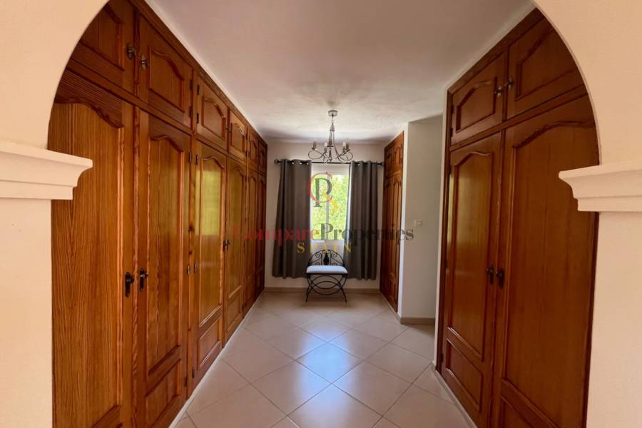 Sale - Villa - Jalon Valley - Benigembla