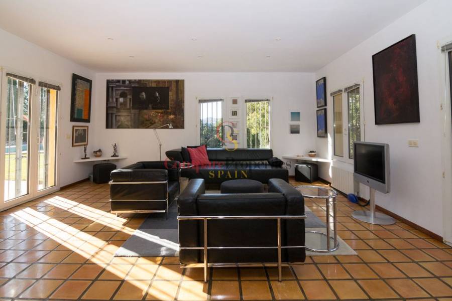 Sale - Villa - Jesús Pobre - Periferia