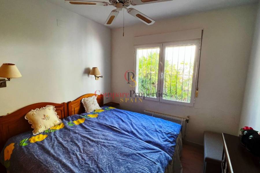 Venta - Villa - Orba Valley - Valley / Urbanización