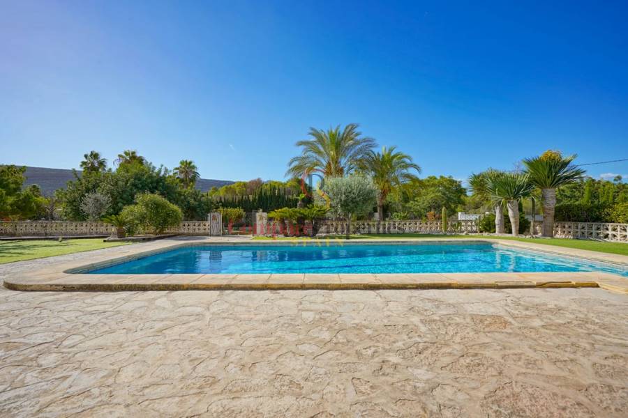 Verkoop - Villa - Jávea