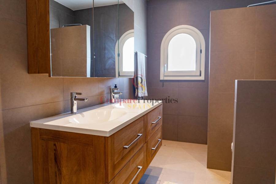 Sale - Villa - Benitachell - Palmeras