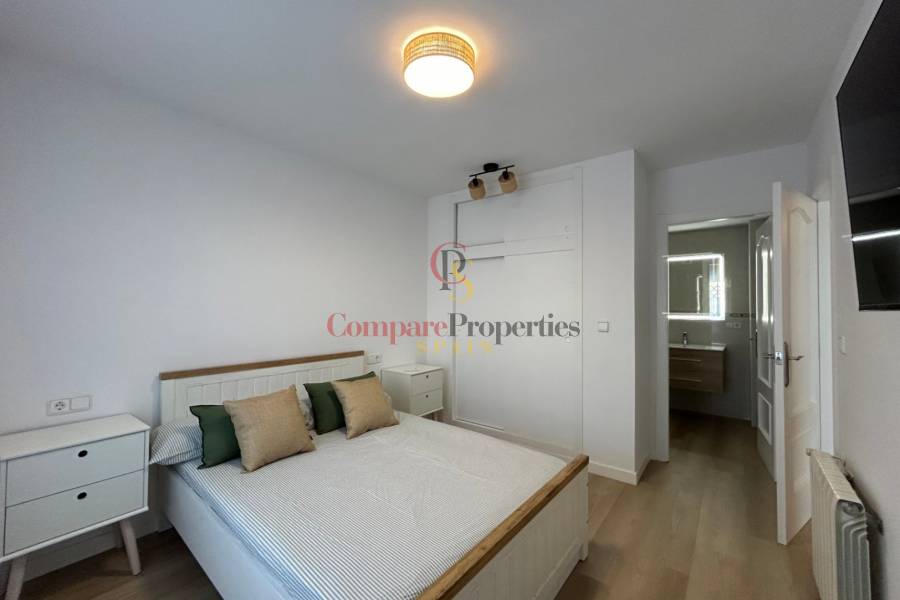 Verkoop - Apartment - Albir - Centro